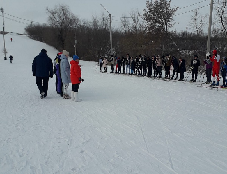 Cоревнования по лыжным гонкам (эстафета)